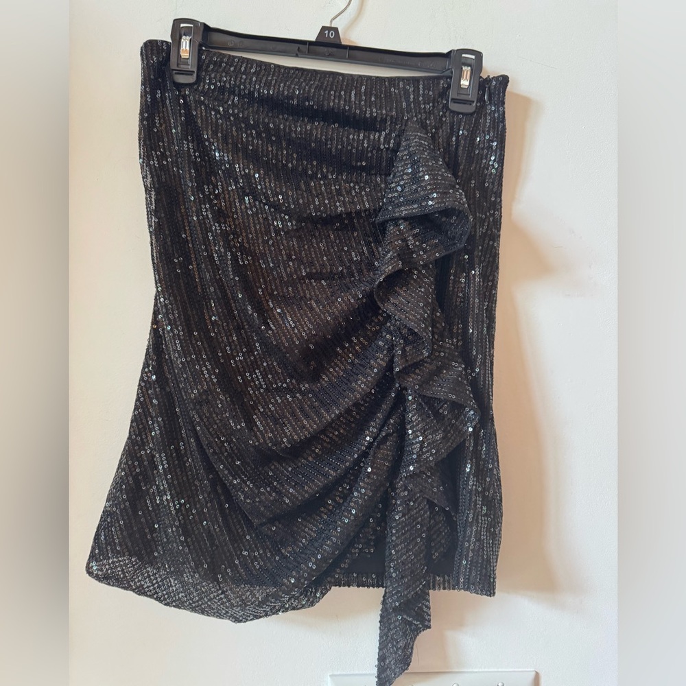 NEW See and Be Seen Black Sequin Mini Lined Ruffle Skirt Size Large
